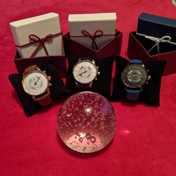 Geneva Watch - Picture 1 of 15